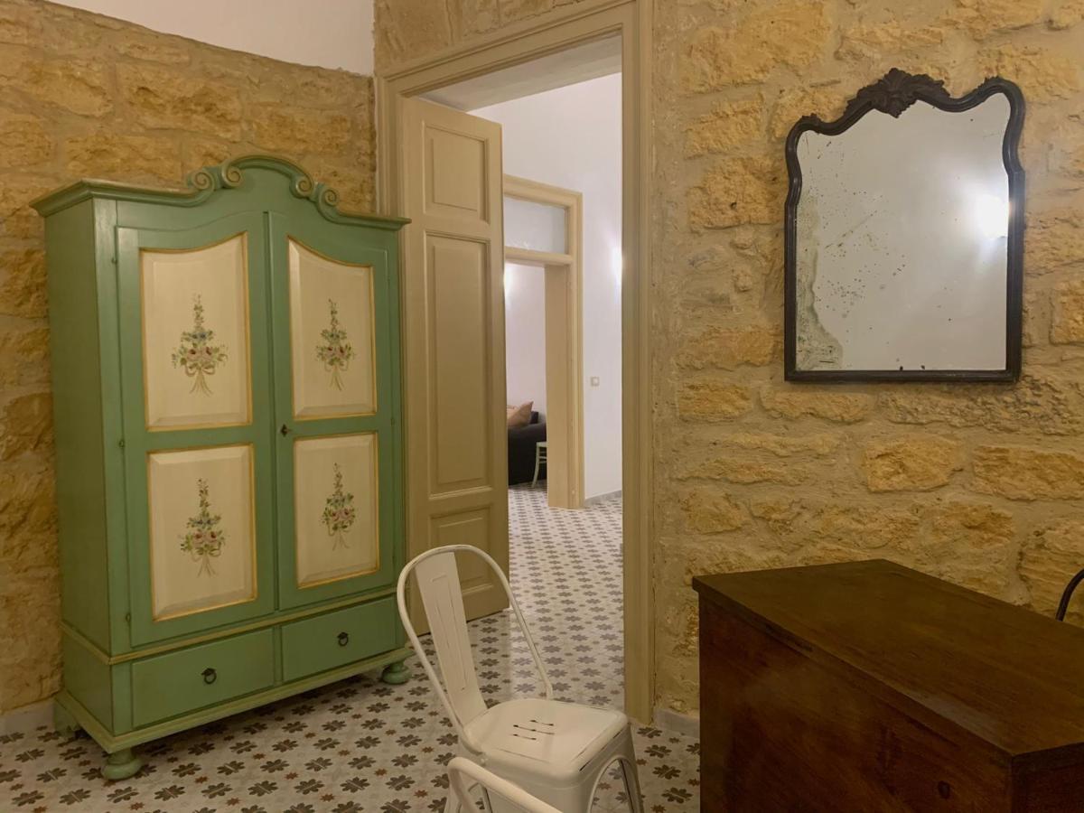 Charme In Centro - Tourist Rental Агридженто Екстериор снимка